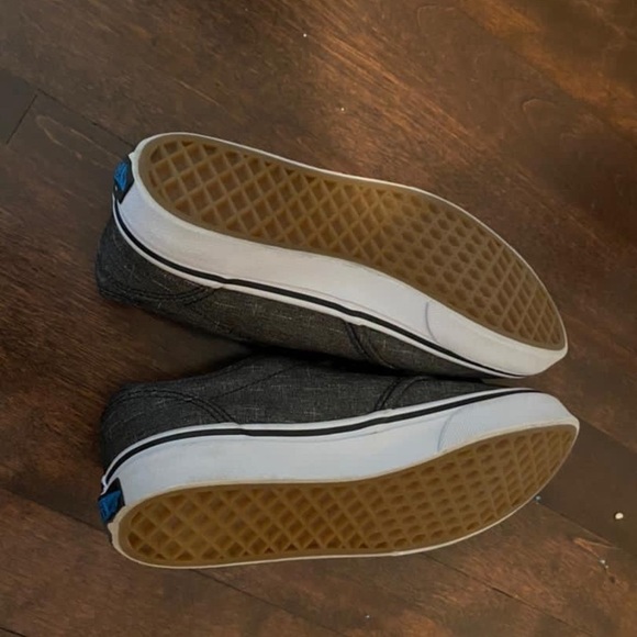 Two pairs Vans sneakers size 4.5 Youth black grey - Picture 2 of 8